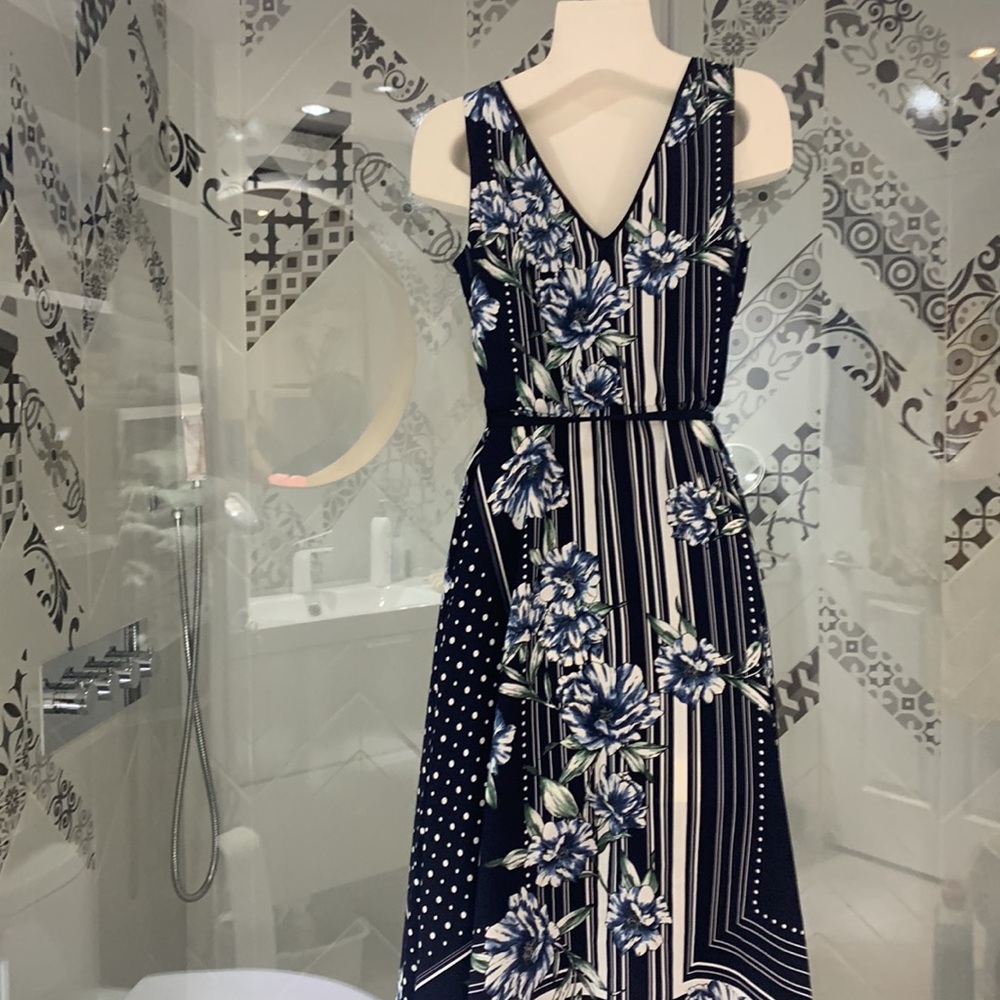 NWT 🌸JR Midnight Blue/Multi Floral Striped Kerchief Hem Midi Dress - Picture 12 of 16